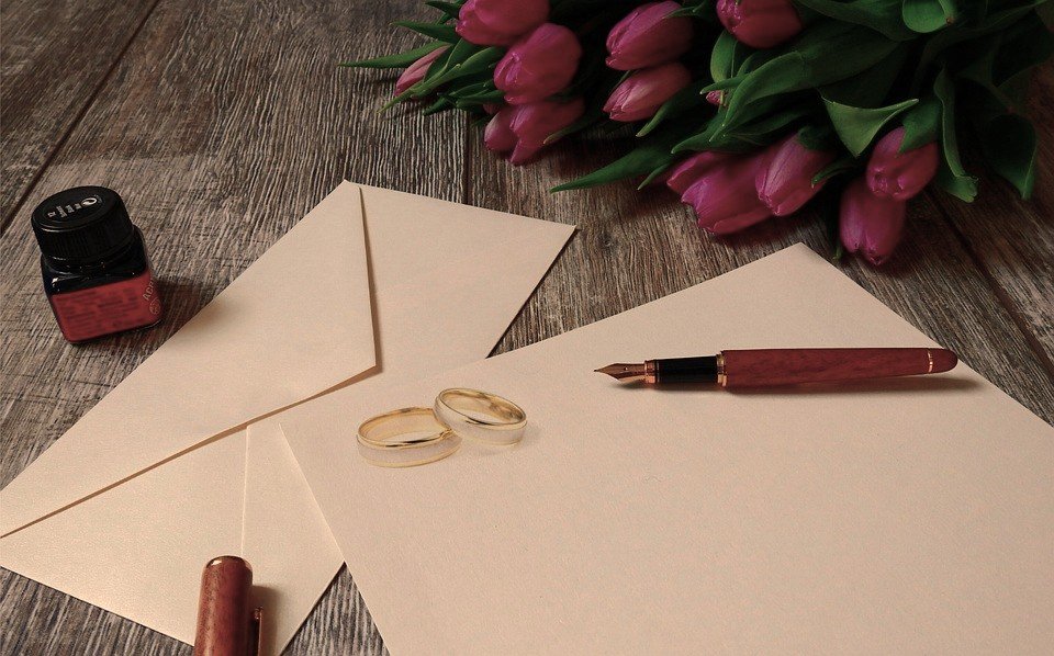 wedding-invitation-3564629_960_