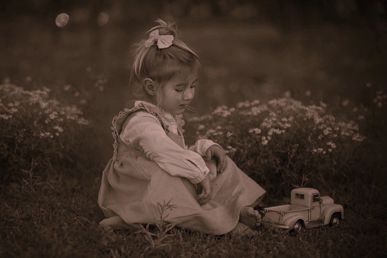 girl-605303